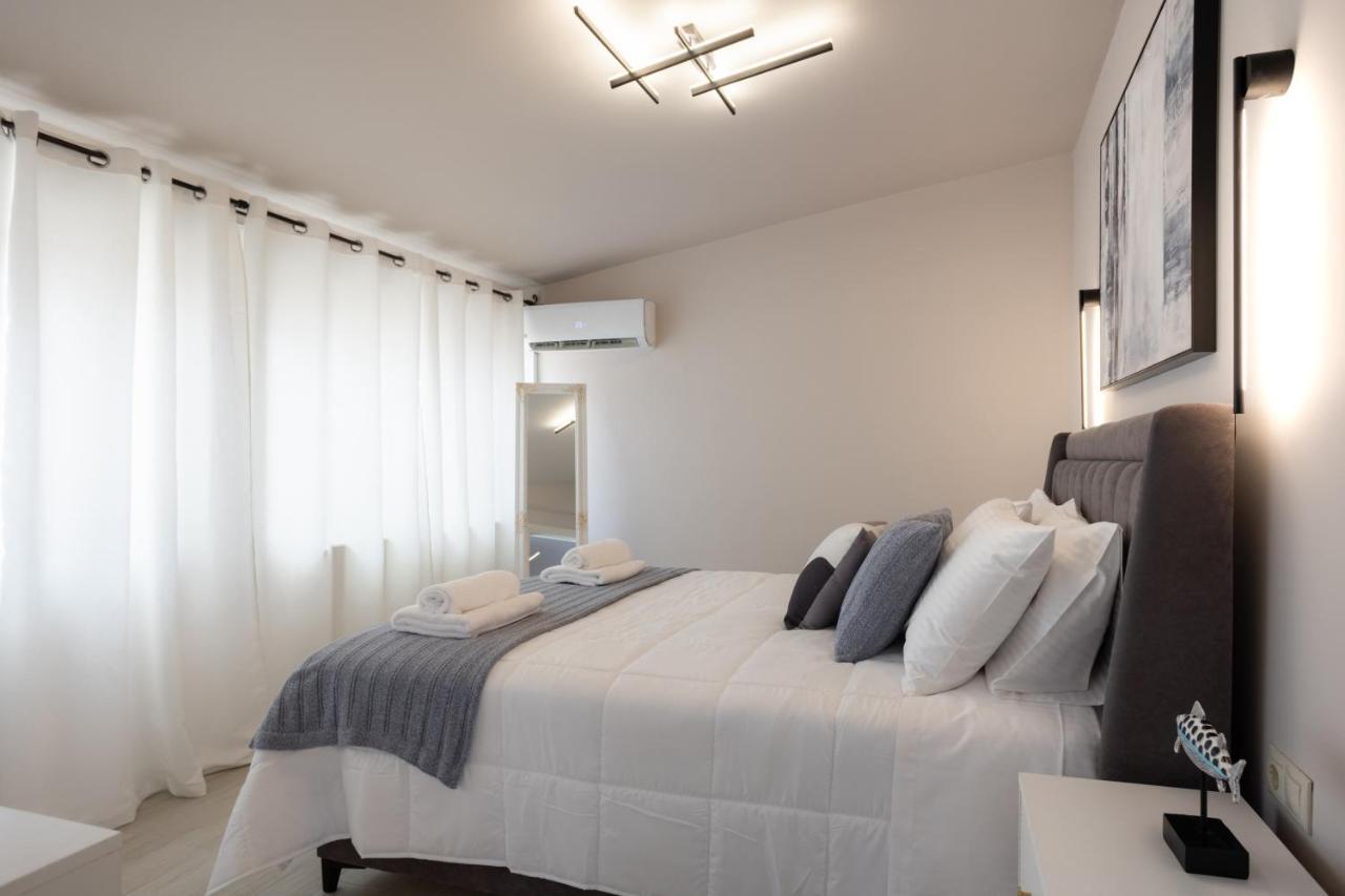 Aurora Apartment In Corfu Center Exteriör bild